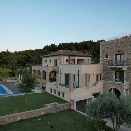 / Sea View And Pool Nearby Athens * קלאמוס