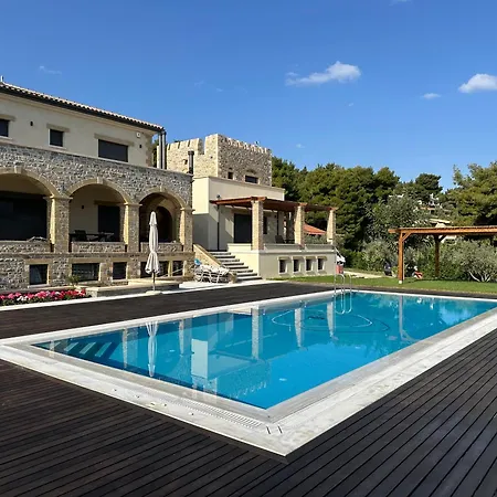/ Sea View And Pool Nearby Athens Βίλα