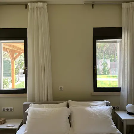 / Sea View And Pool Nearby Athens קלאמוס